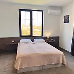 Eco Complex Albizia - Private With Garden & Terrace Near Byala Villa